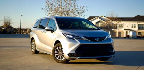Toyota Sienna 2024