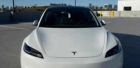 Tesla Model 3 2025