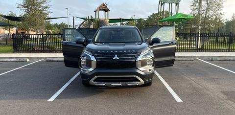 Mitsubishi Outlander 2024