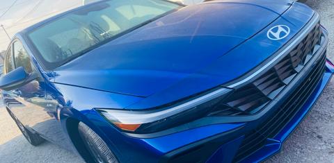 Hyundai Elantra 2024