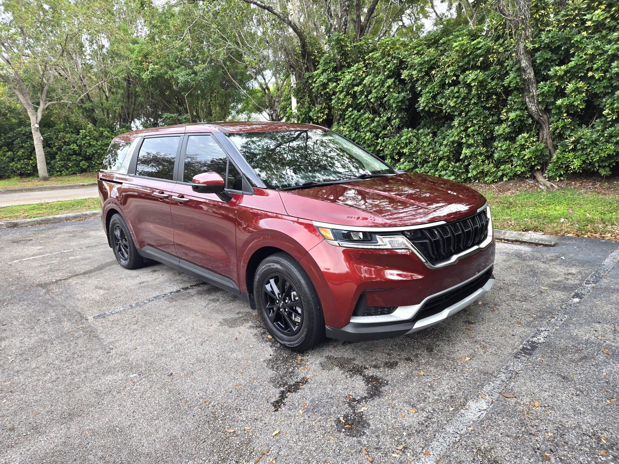Kia Carnival 2023 in Boca Raton, FL