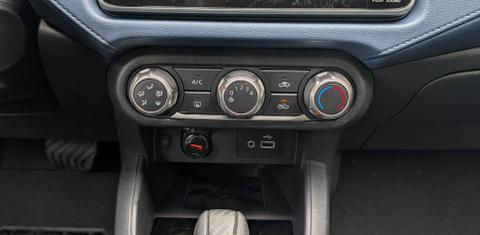 Nissan Versa 2025