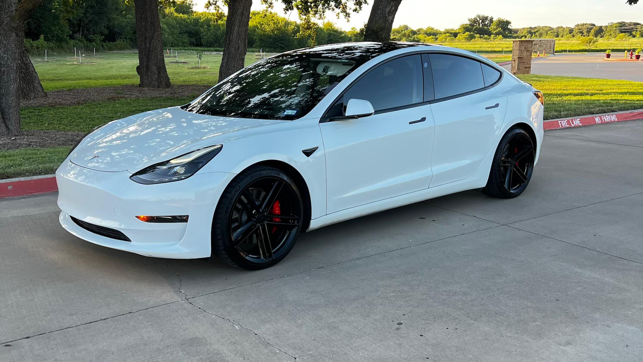 Tesla Model 3 2022 in Granbury, TX