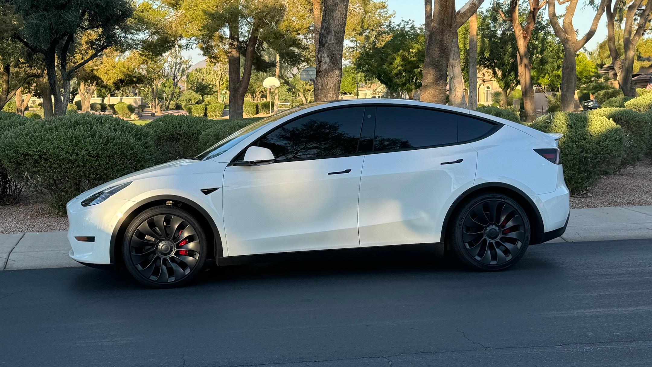 Tesla Model Y 2022 in 