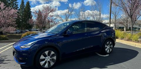 Tesla Model Y 2022