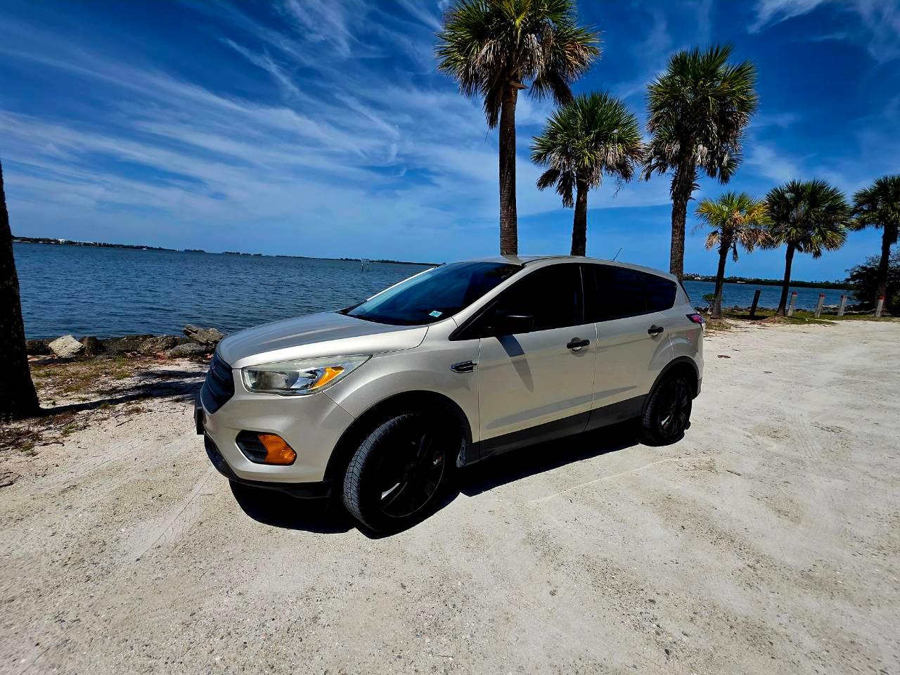 Ford Escape 2017 in Sebastian, FL