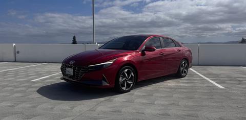 Hyundai Elantra Hybrid 2023