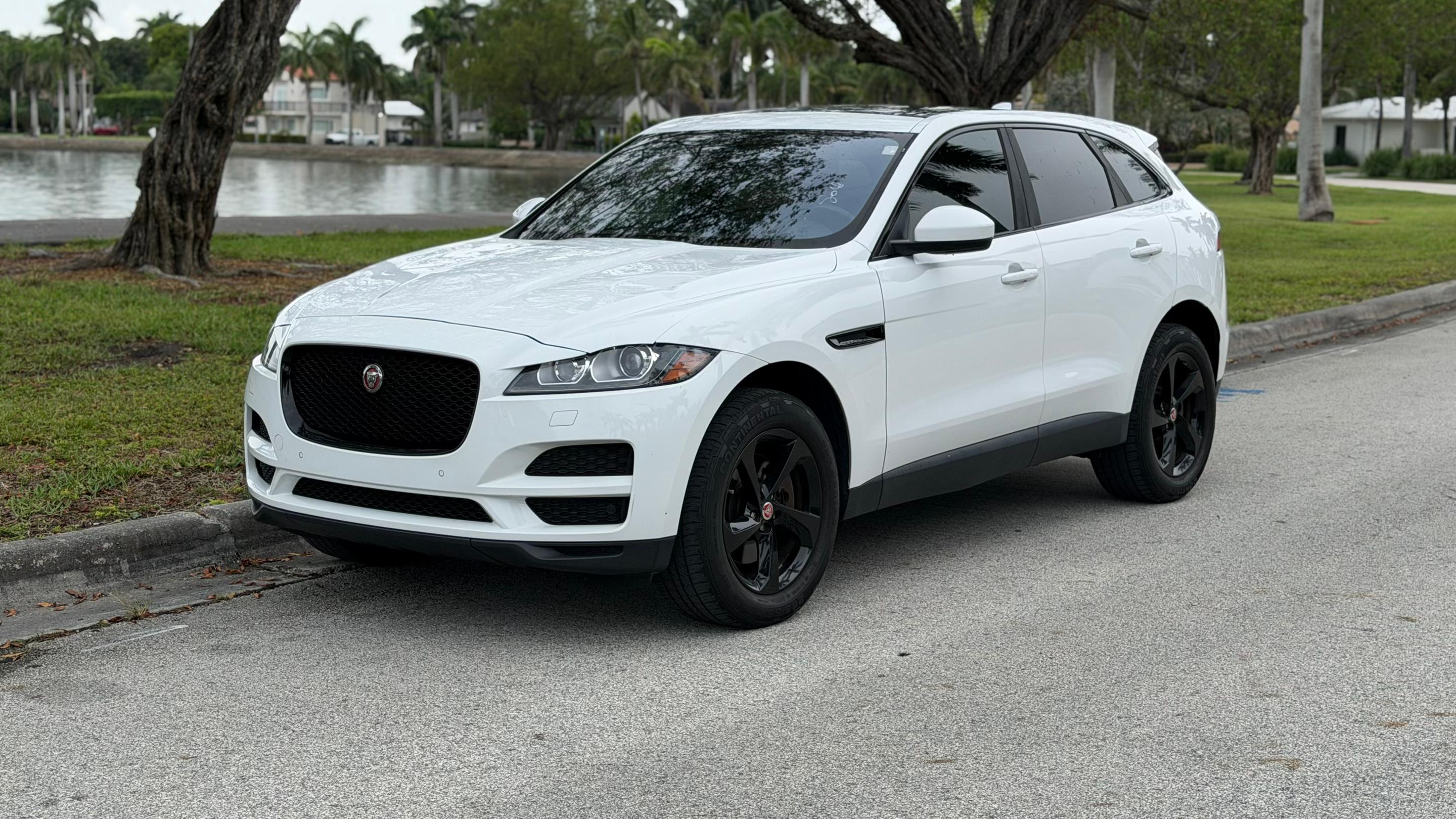 Jaguar F-PACE 2017 in Dania Beach, FL