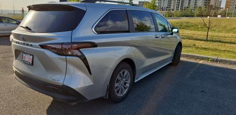 Toyota Sienna 2024
