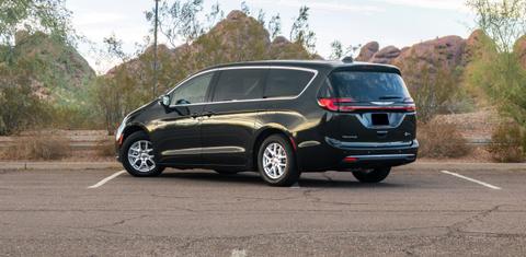 Chrysler Pacifica 2023