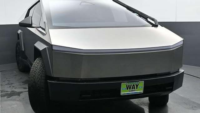 Tesla Cybertruck 2025 in Burien, WA
