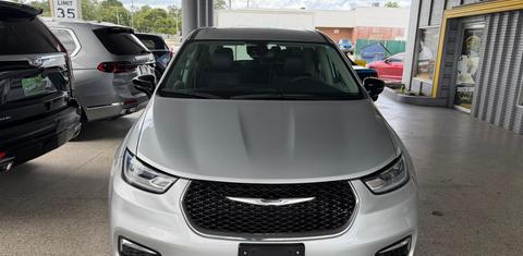 Chrysler Pacifica 2024