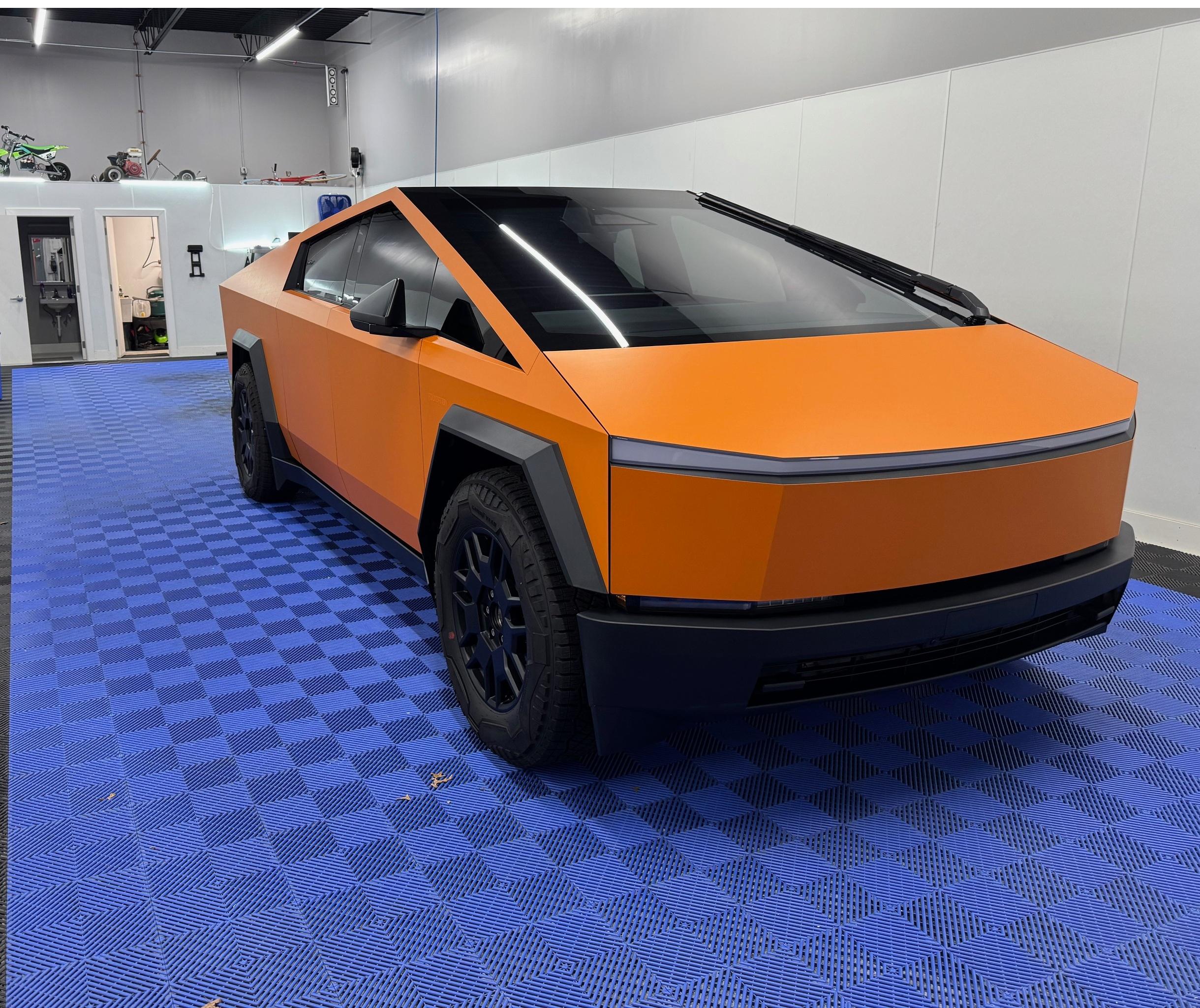 Tesla Cybertruck 2024 in 