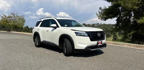 Nissan Pathfinder 2024
