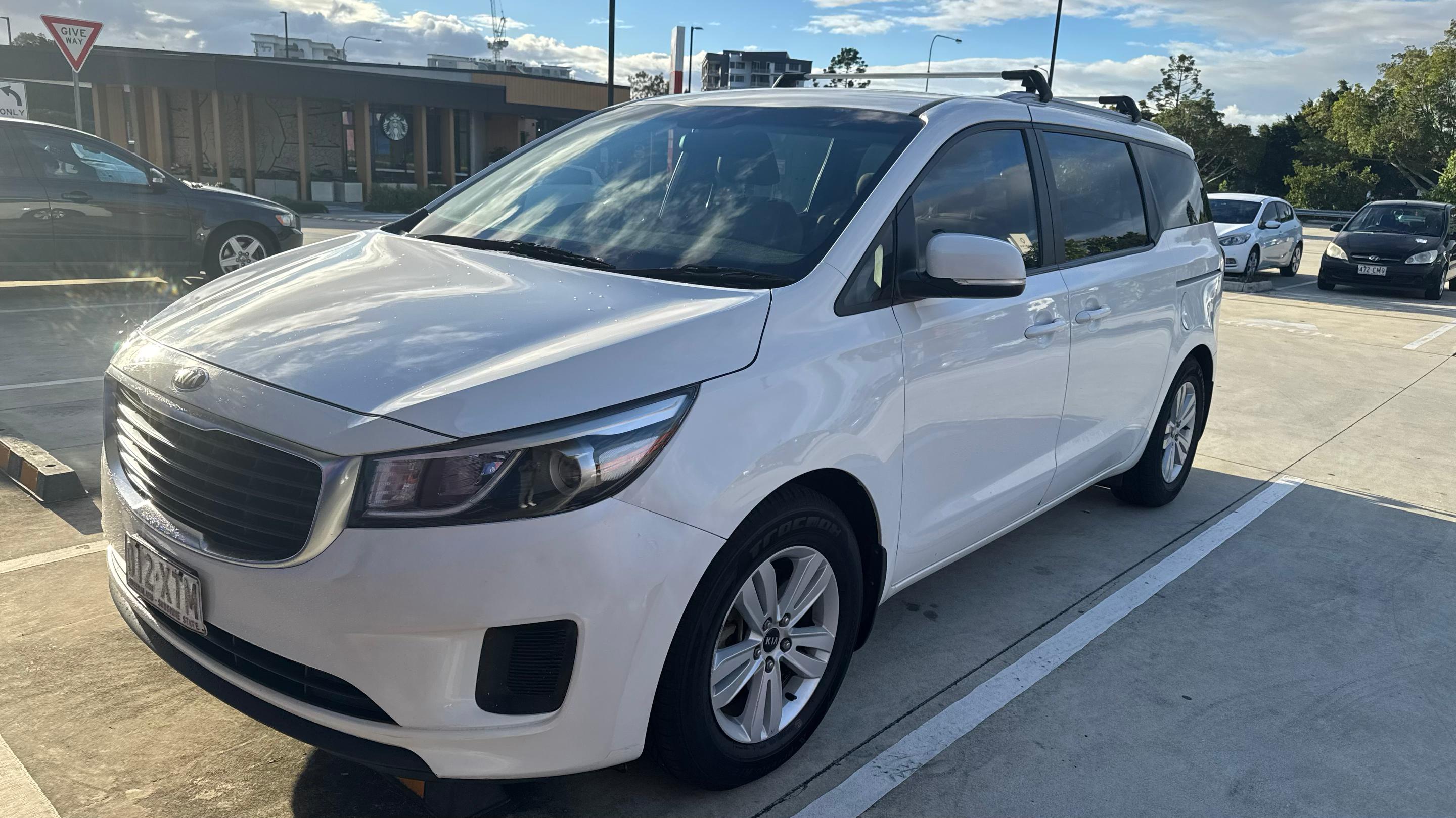Kia CARNIVAL 2016 in Robina