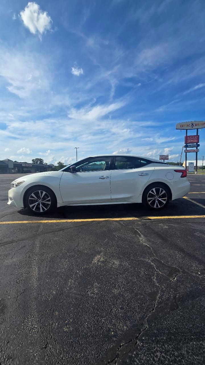 Nissan Maxima 2016 in Haltom City, TX