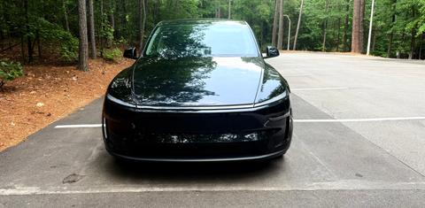 Tesla Model Y 2026