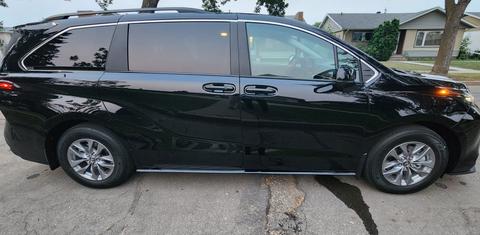 Toyota Sienna 2024