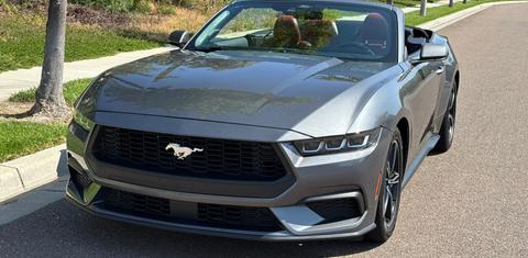 Ford Mustang 2024