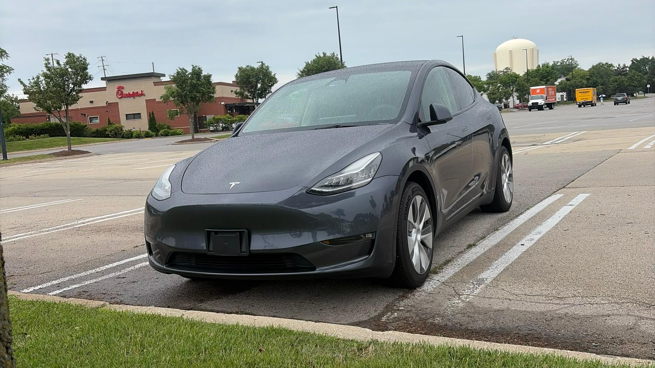 Tesla Model Y 2022 in Schaumburg, IL