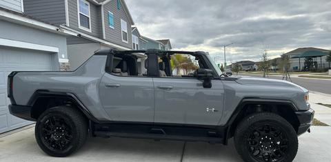 GMC HUMMER EV 2026