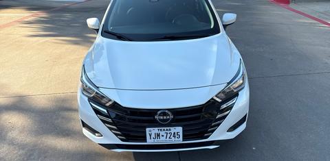 Nissan Versa 2024