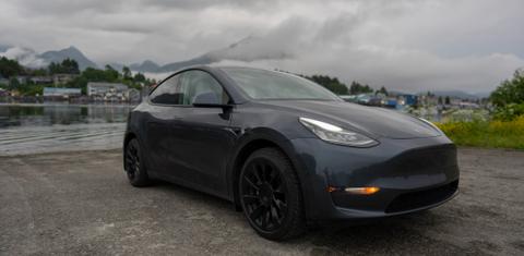 Tesla Model Y 2021