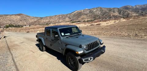 Jeep Gladiator 2024