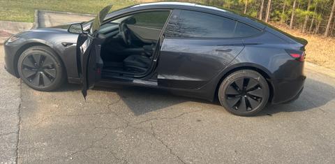 Tesla Model 3 2025