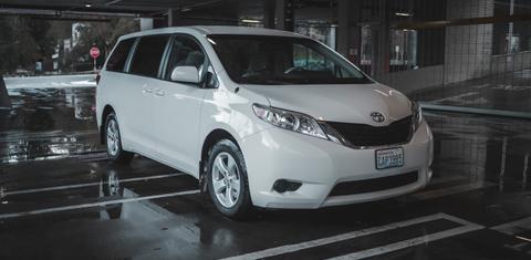 Toyota Sienna 2012