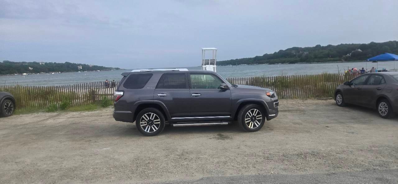 Toyota 4Runner 2016 in Providence, RI