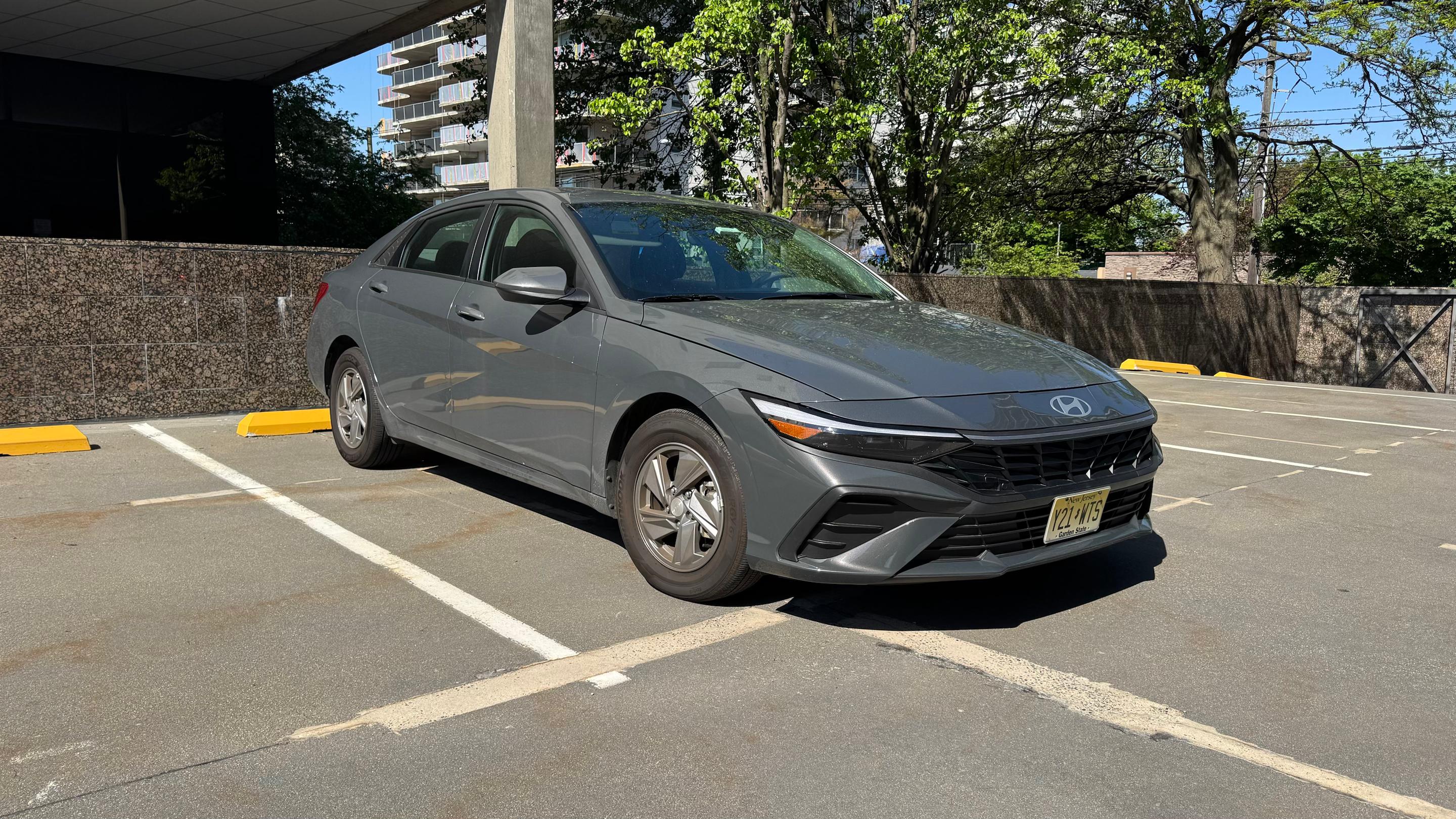 Hyundai Elantra 2025 in 