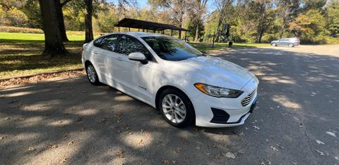 Ford Fusion Hybrid 2019