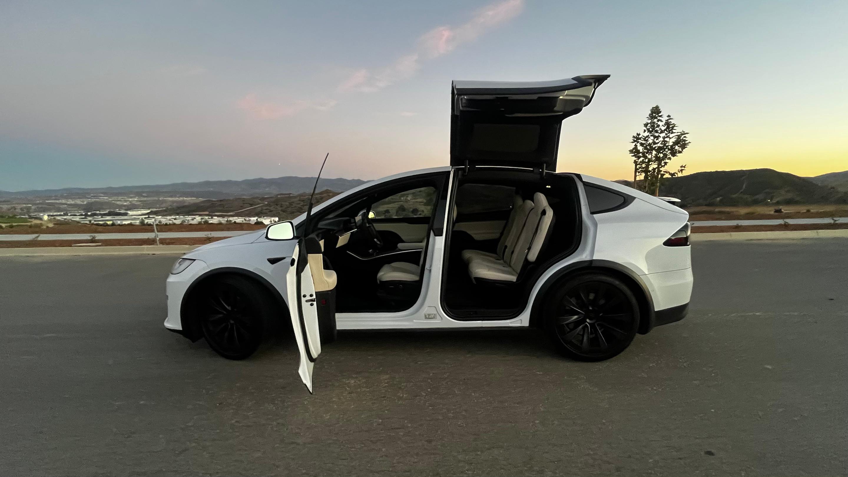 Tesla Model X 2022 in Castaic, CA