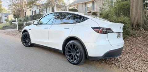 Tesla Model Y 2022