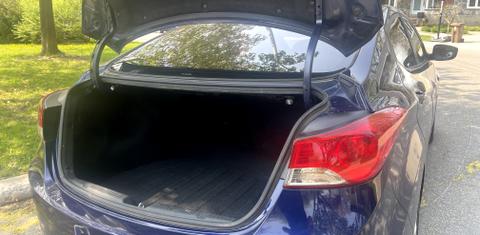 Hyundai Elantra 2012