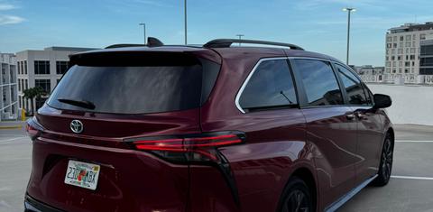 Toyota Sienna 2023