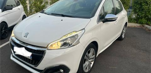 Peugeot 208 2016
