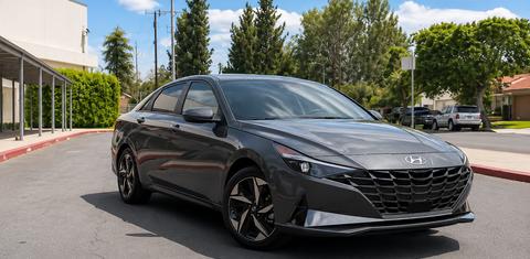 Hyundai Elantra Hybrid 2023