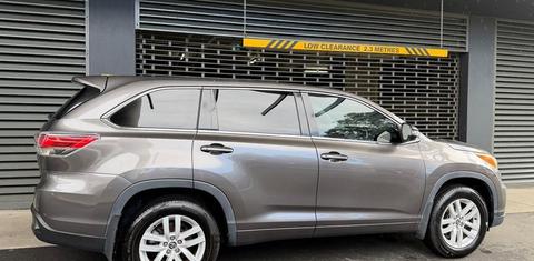 Toyota KLUGER 2016