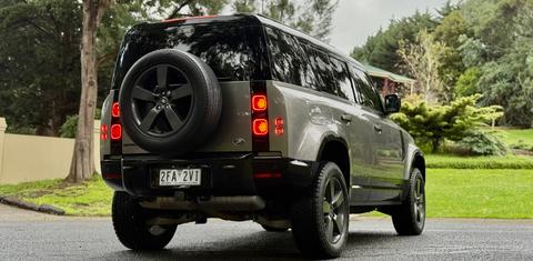 Land Rover DEFENDER 2023