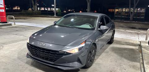 Hyundai Elantra 2023