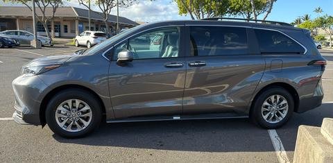 Toyota Sienna 2025