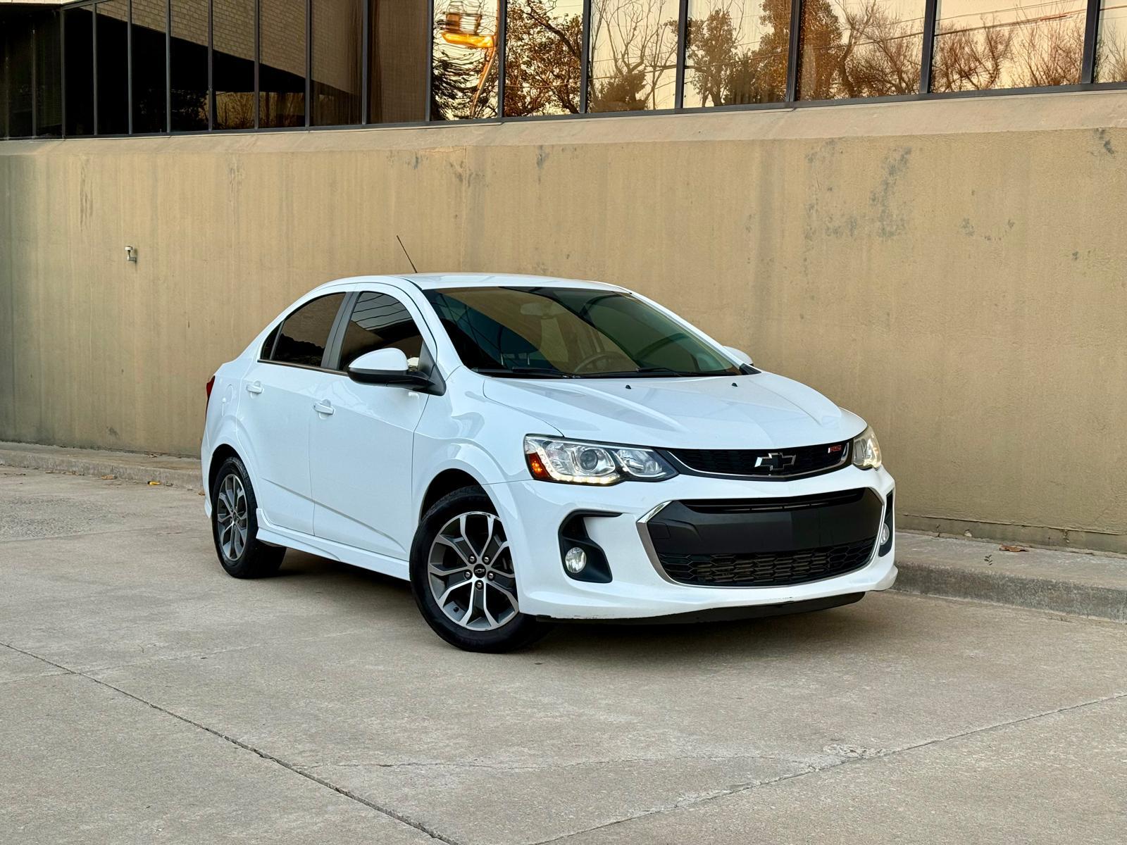 Chevrolet Sonic 2018 in Warr Acres, OK