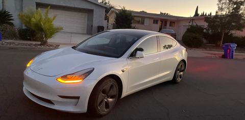 Tesla Model 3 2020