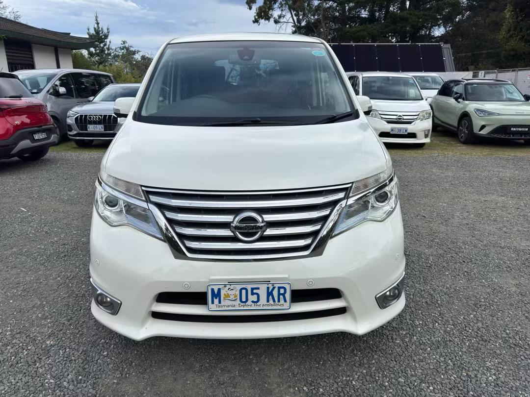 Nissan Serena 2014 in Cambridge