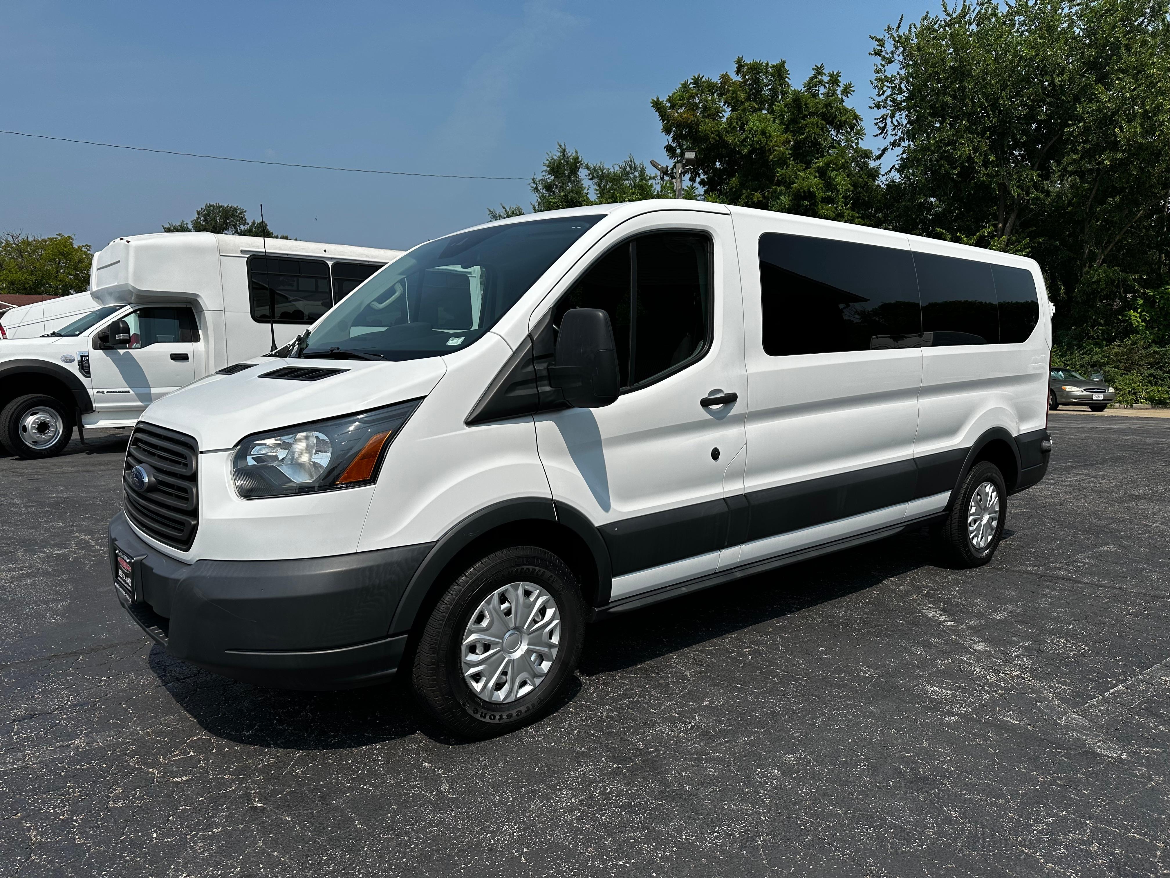 Ford Transit 2017 in O'Fallon, MO