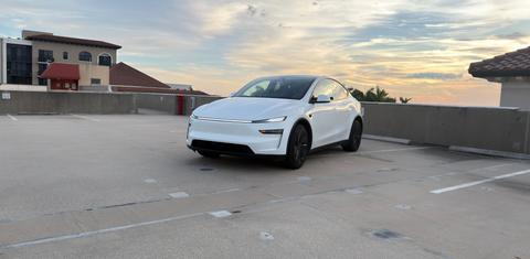 Tesla Model Y 2026