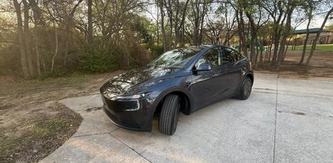 Tesla Model Y 2026