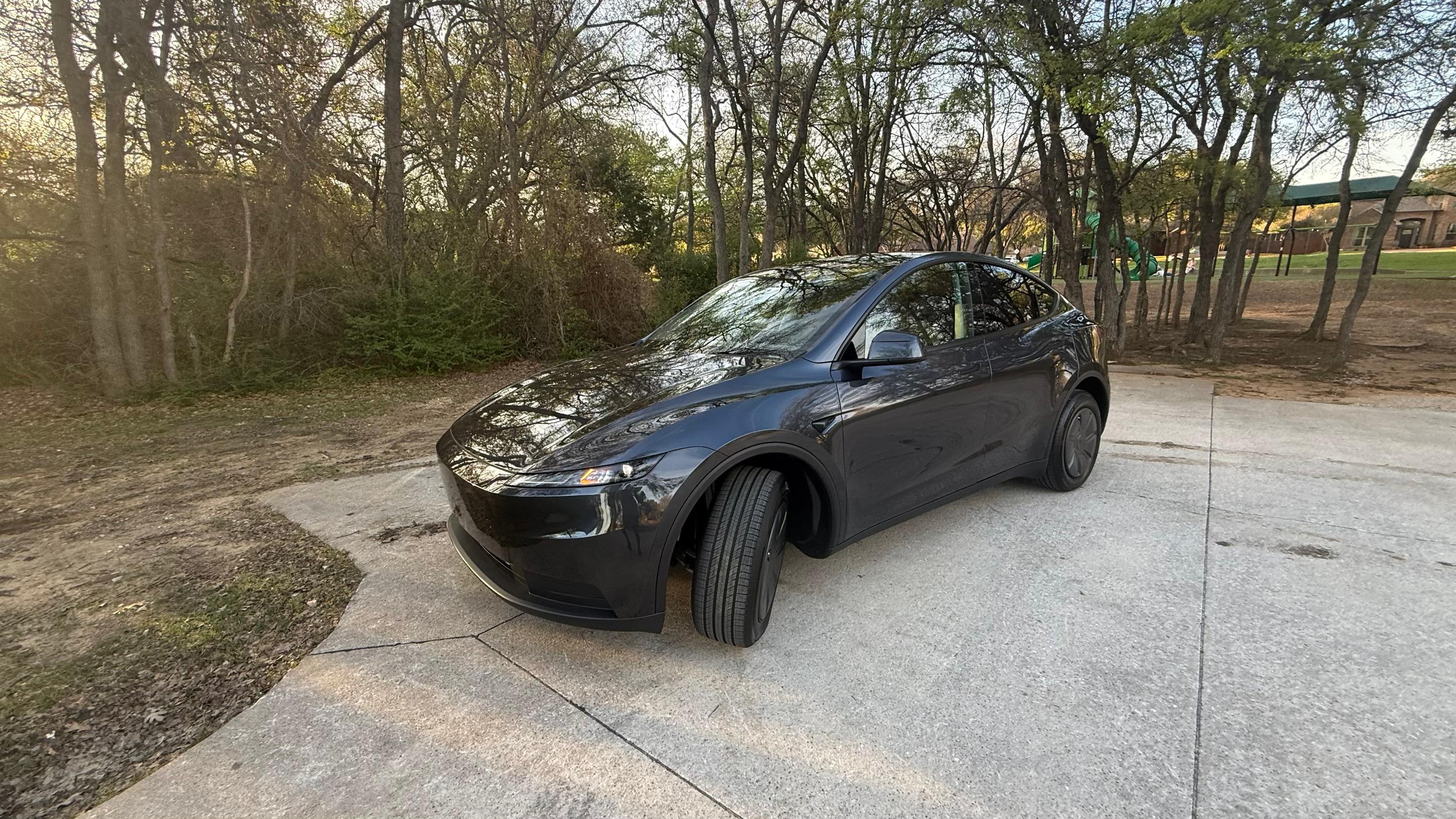 Tesla Model Y 2026 in Flower Mound, TX